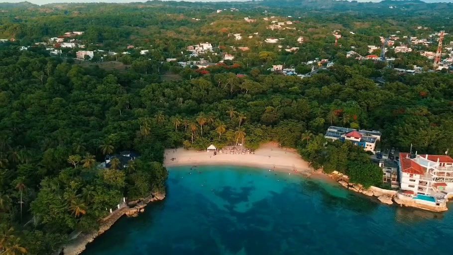 Aniversario celebrado en una de nuestras playas locales de Río San Juan